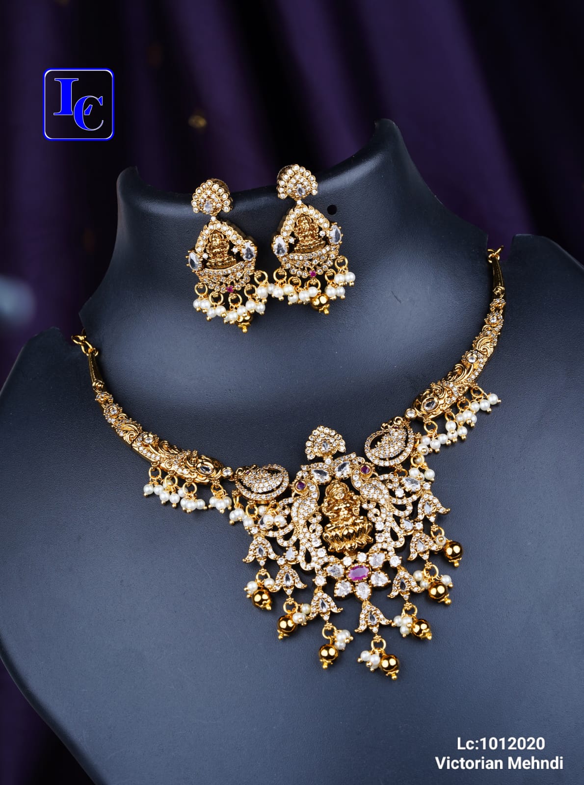 Kante Necklace With Lakshmi devi Pendant And Earrings - Image 5