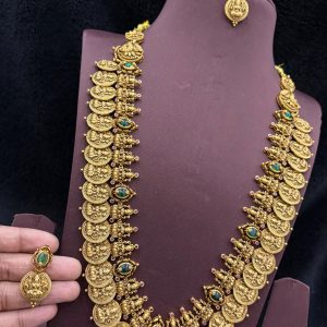 Kasu Haram With Earrings
