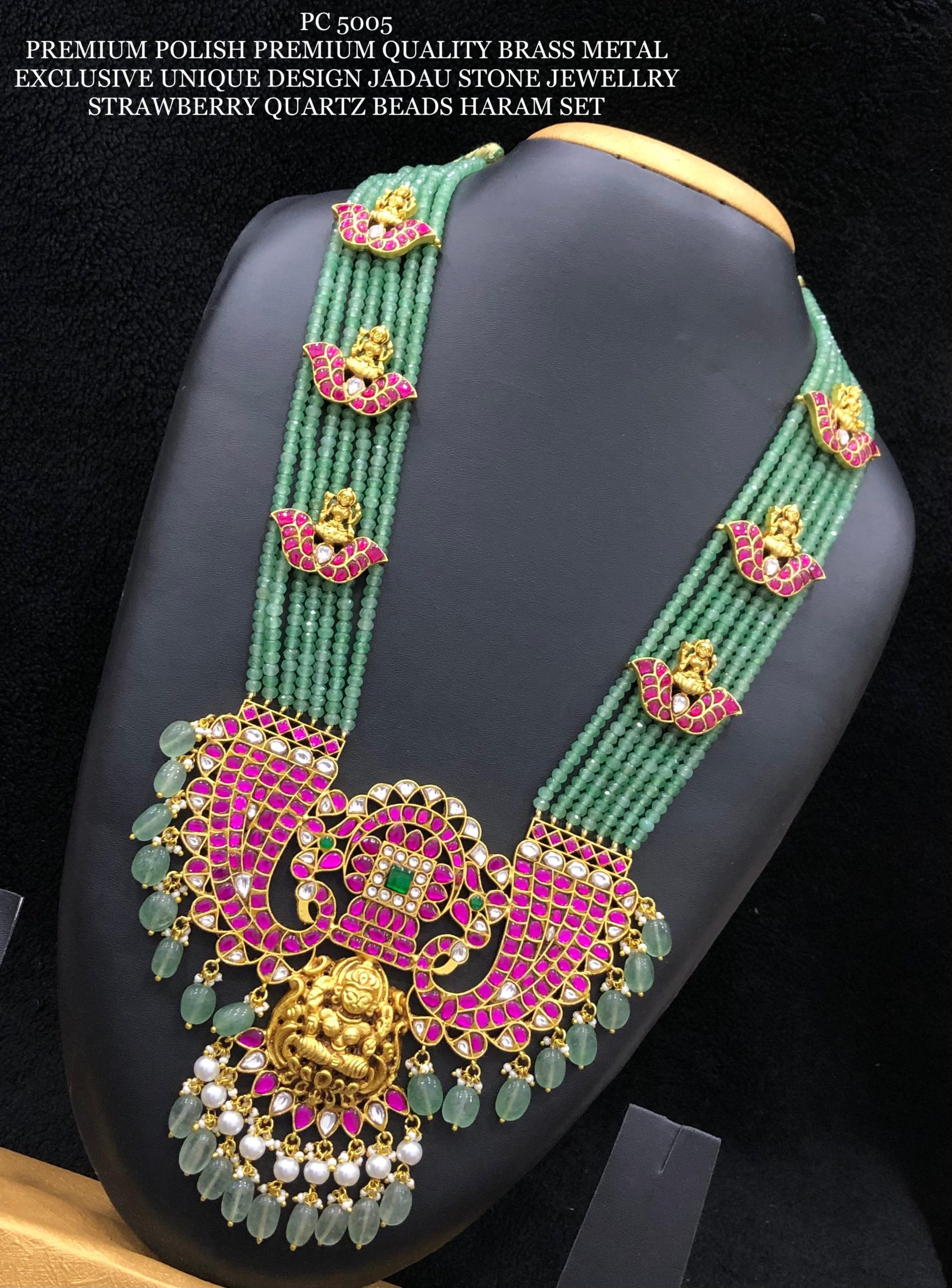 Green Beads With Heavy Jadau Pendant Set