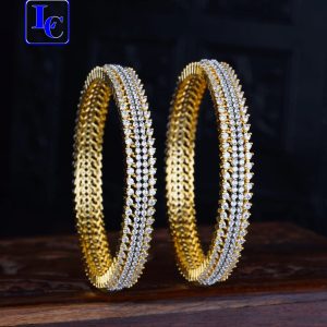 Simple Diamond Bangles Set